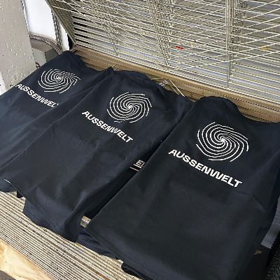T-shirt Aussenwelt L item