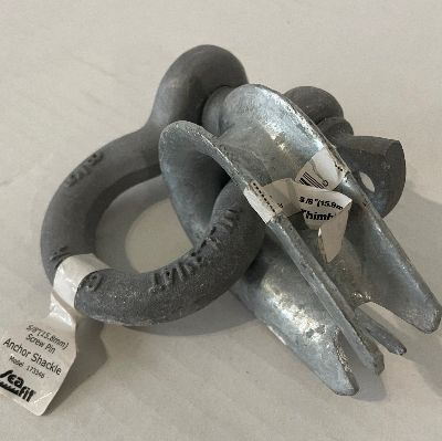 5/8" Galvanized anchor shackle and thimble item