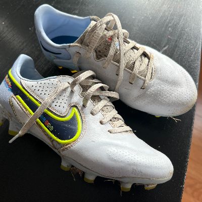 Nike Tiempo Sz 3 - Used item