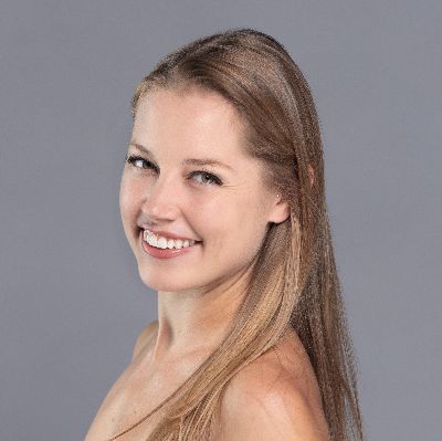 Marie Kuhns, Dancer item