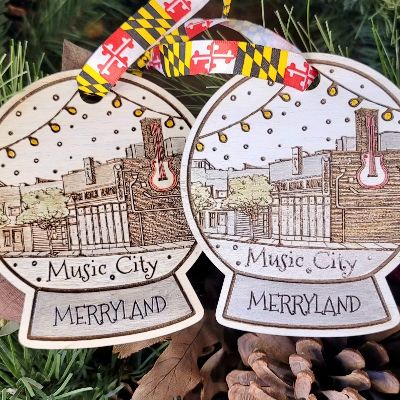 Ornament w/shipping item