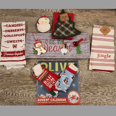 #4 Christmas Basket item