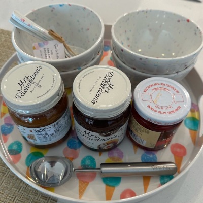 #1 Ice Cream Sundae Basket item