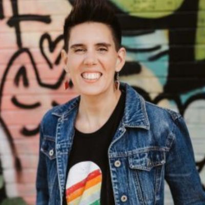 Émilie Ouellette (AM ou PM) 11:15-11:45 Scène Hydro Québec item