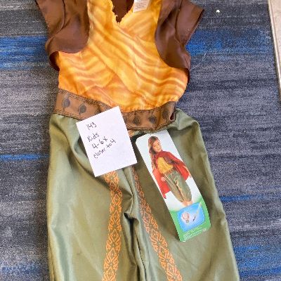 Kids small 4-6x closer to 4T #143 item