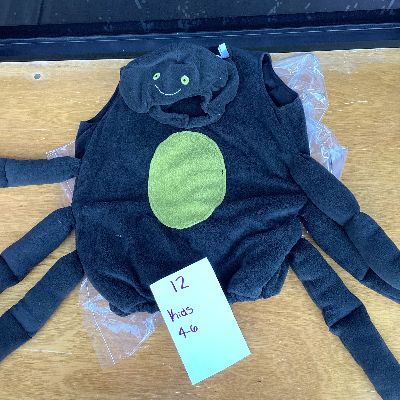 Kids size 4-6 #12 item