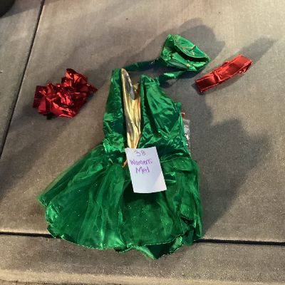 Womens medium #38 item