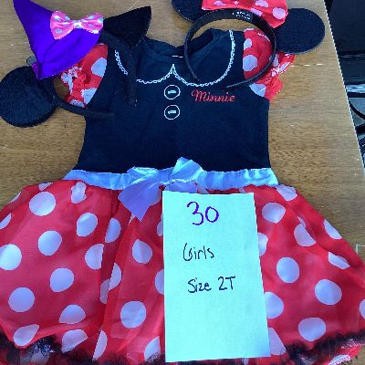 Girls size 2T #30 item