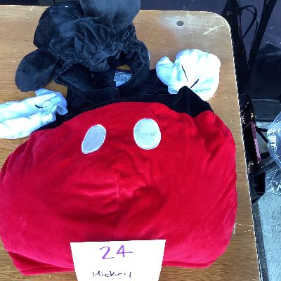 Kids size 2T #24 item