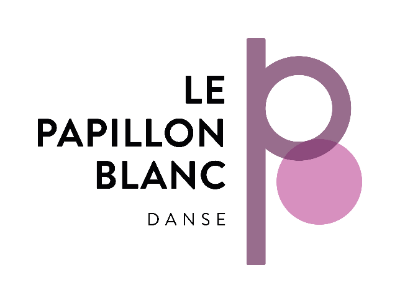 Le Papillon Blanc Danse