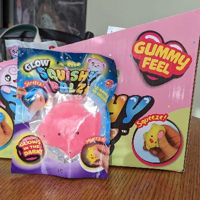 Squishy Palz - Pink (glow in the dark) item