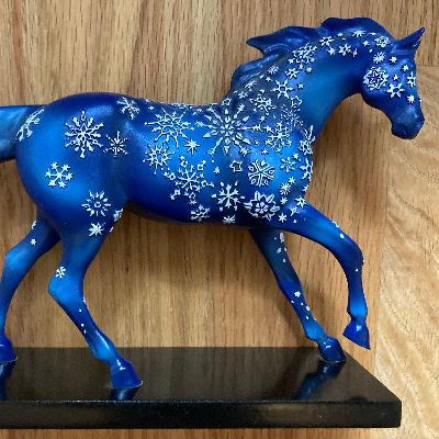 Trail of Painted Ponies collectible snowflake figure item