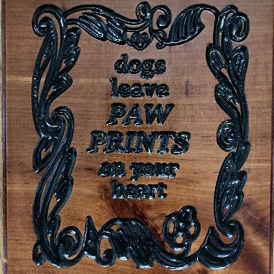 Wooden dog plaque item