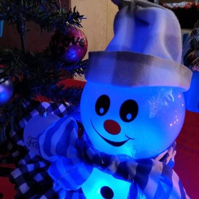 Light up Snowman - Surprise Light Color - Mystery item