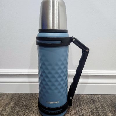 Thermos Tupperware item